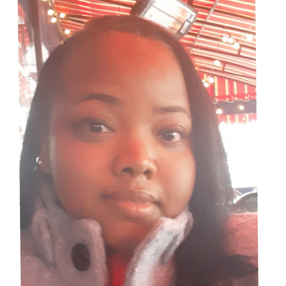 Meet your Posher, Gabriela